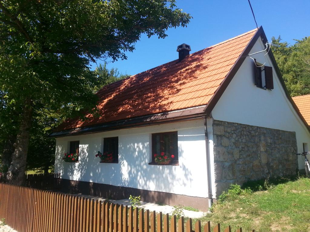 Holiday Home Rizvan City Brusane Extérieur photo